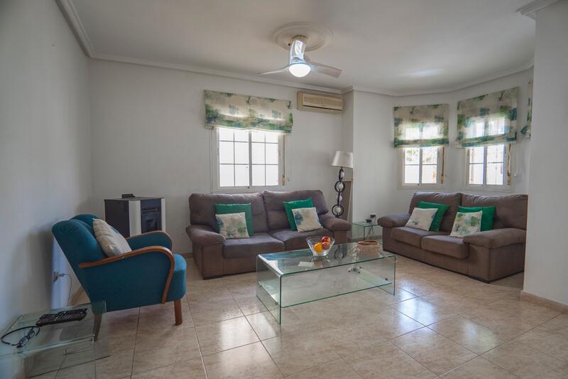 3 soveværelse Byhus til salg