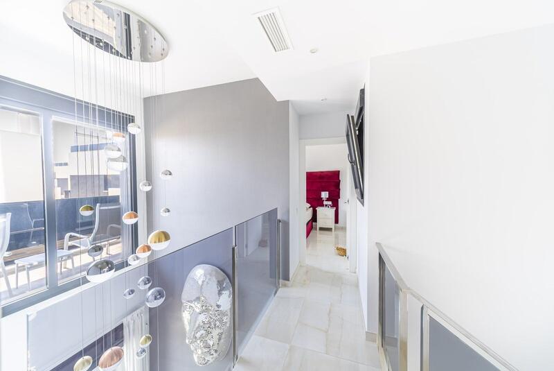 4 Schlafzimmer Villa zu verkaufen