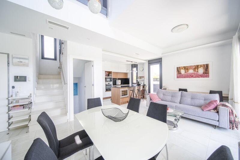 4 Schlafzimmer Villa zu verkaufen