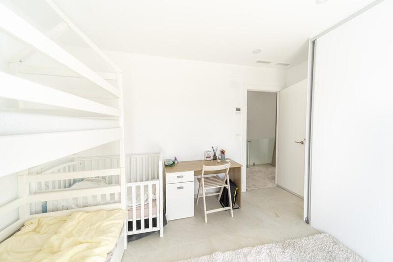 2 Cuarto Villa en venta