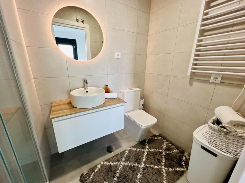 2 slaapkamer Appartement Te koop 2 slaapkamer Appartement Te koop