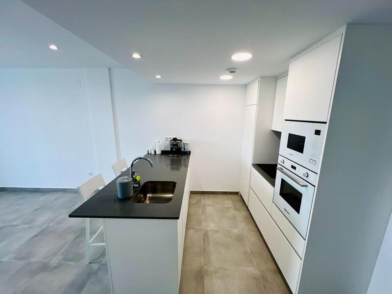 2 slaapkamer Appartement Te koop 2 slaapkamer Appartement Te koop