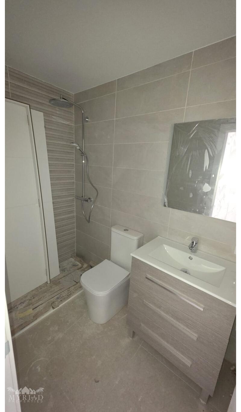 3 bedroom Townhouse for sale