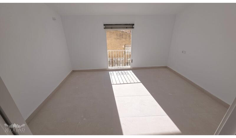 3 bedroom Townhouse for sale