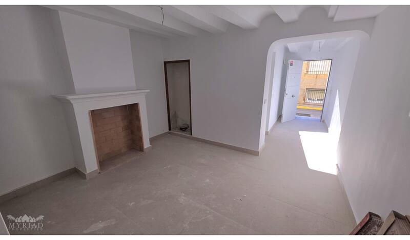 3 bedroom Townhouse for sale