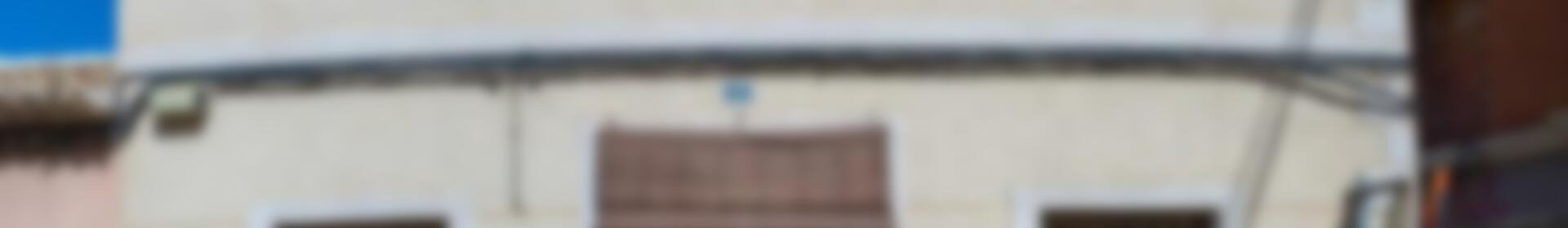 6 bedroom Townhouse for sale