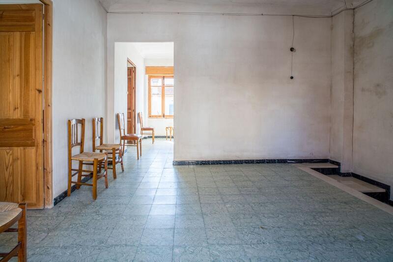 6 bedroom Townhouse for sale 6 bedroom Townhouse for sale