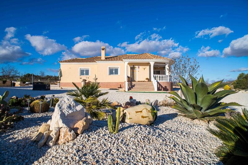 3 bedroom Villa for sale