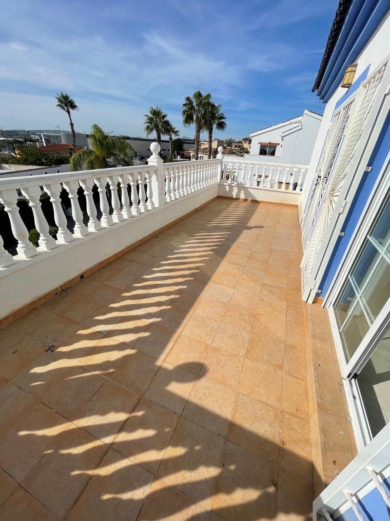 4 bedroom Villa for sale 4 bedroom Villa for sale