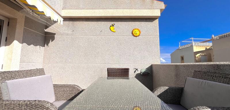 3 bedroom Townhouse for sale