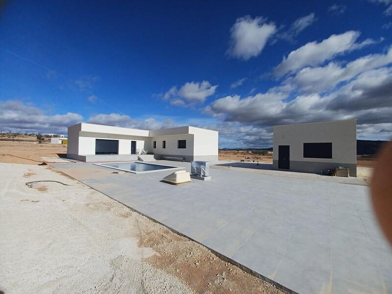 3 bedroom Villa for sale