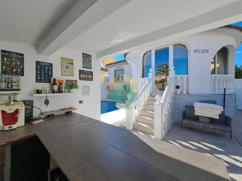 3 bedroom Villa for sale 3 bedroom Villa for sale