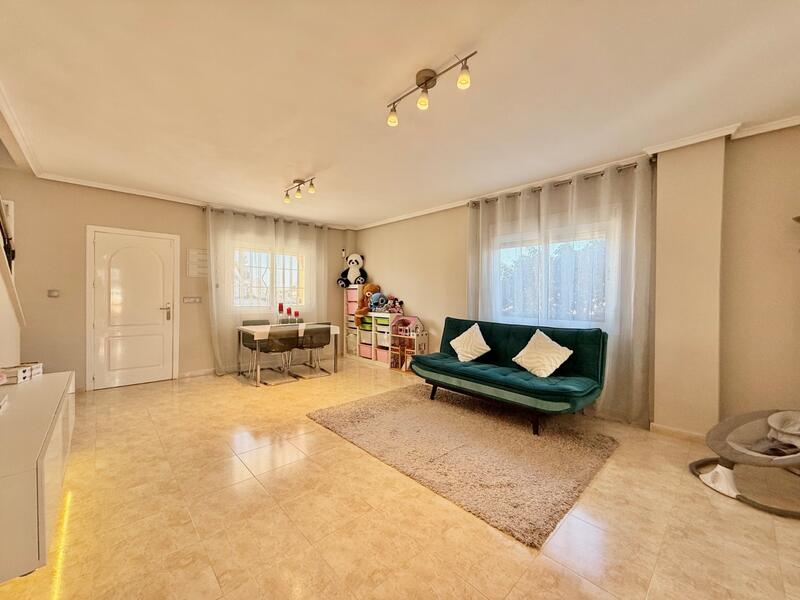 3 bedroom Villa for sale