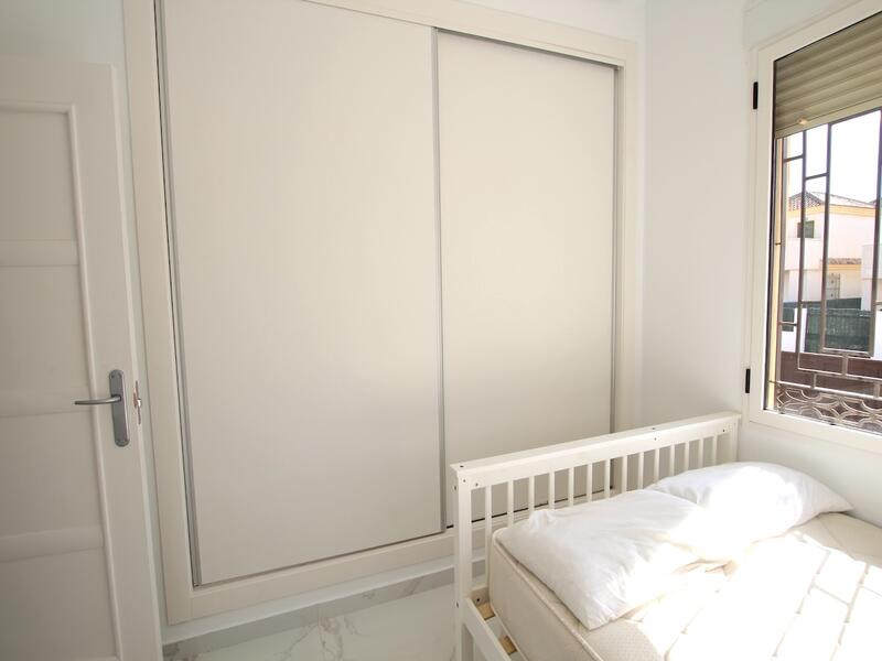 6 bedroom Villa for sale