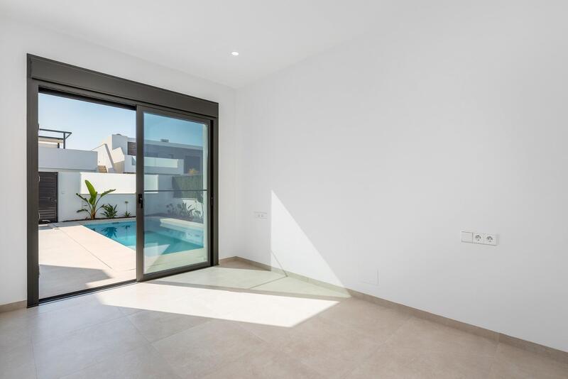 3 Schlafzimmer Villa zu verkaufen 3 Schlafzimmer Villa zu verkaufen