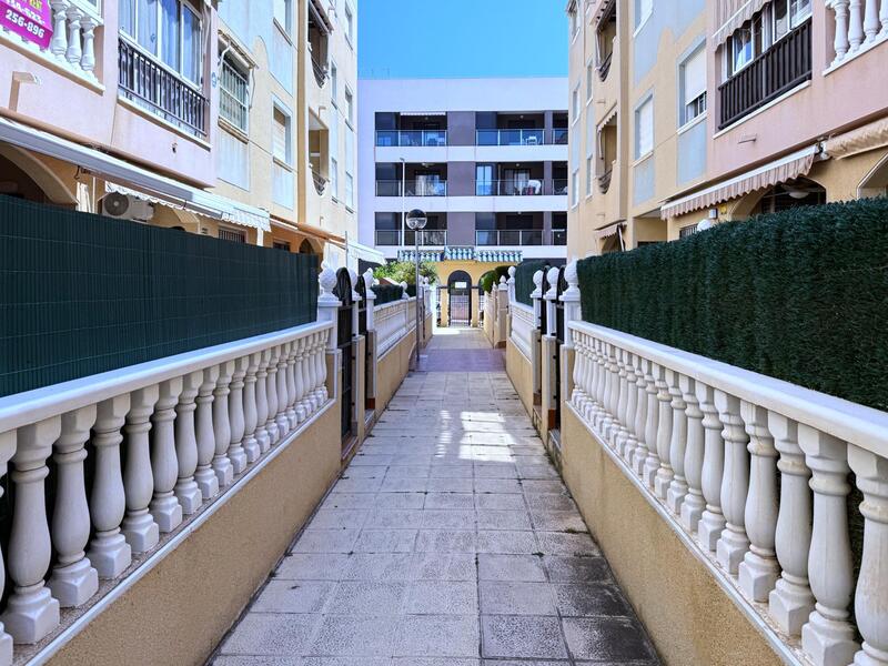 2 Cuarto Villa en venta