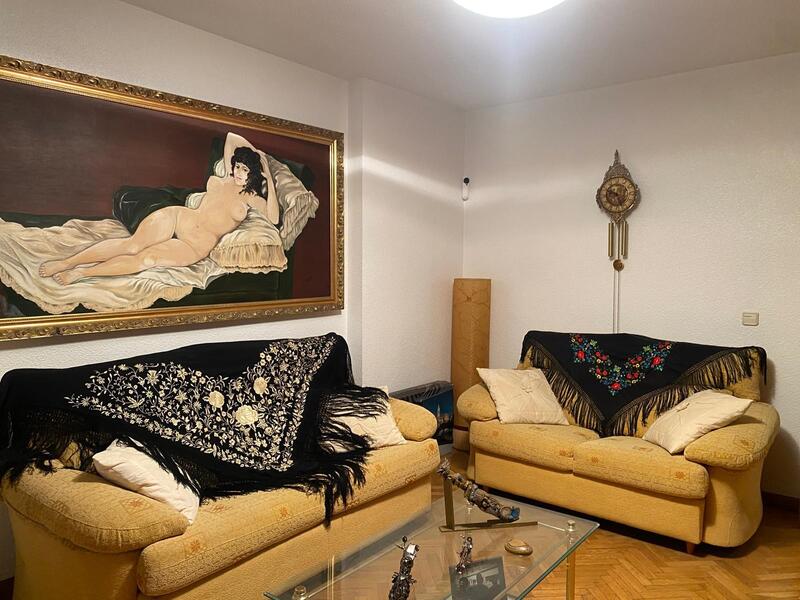 3 bedroom Apartment for sale