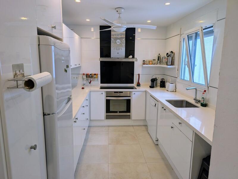 4 Schlafzimmer Villa zu verkaufen