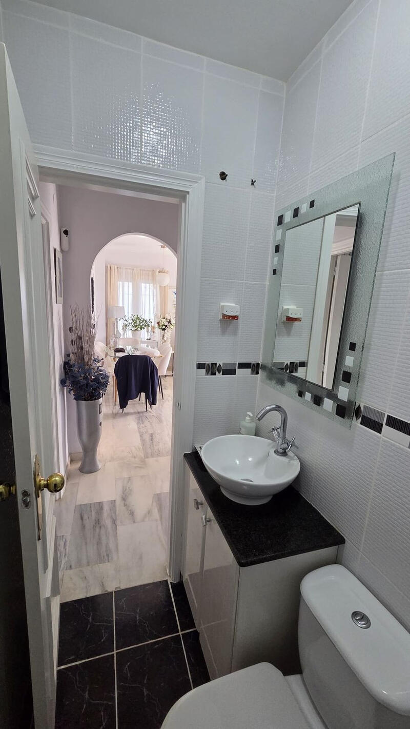 2 slaapkamer Appartement Te koop