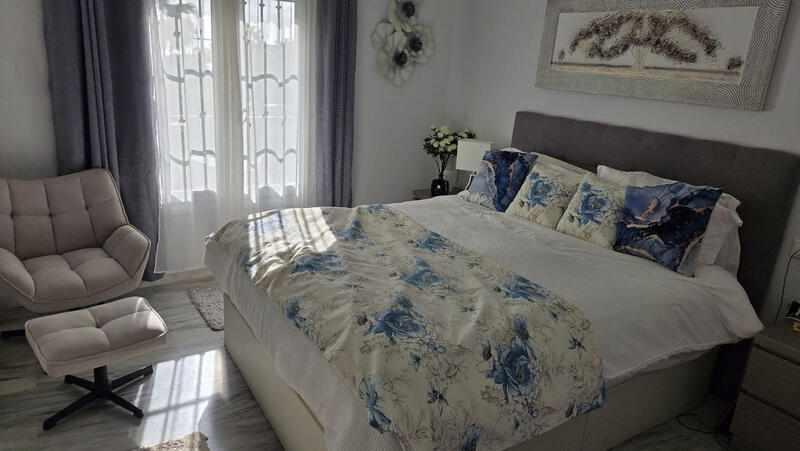 2 slaapkamer Appartement Te koop