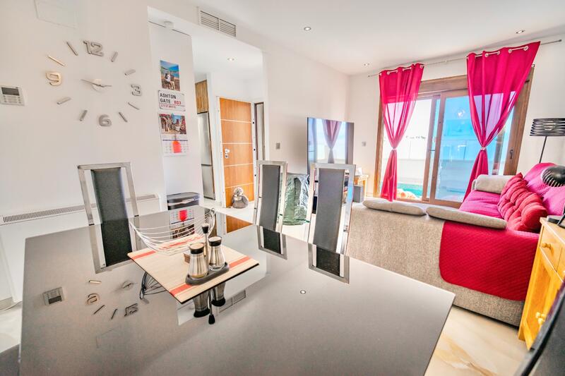 2 Schlafzimmer Villa zu verkaufen