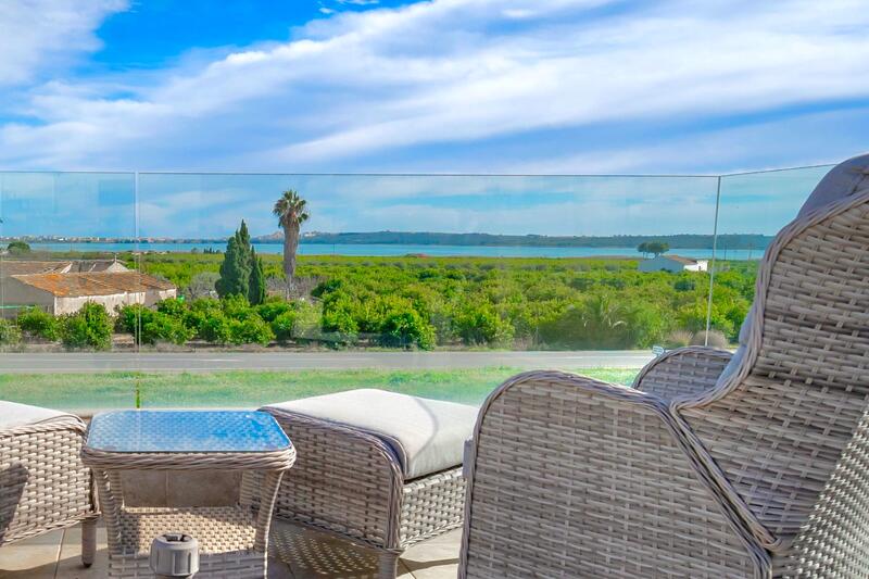 2 Schlafzimmer Villa zu verkaufen