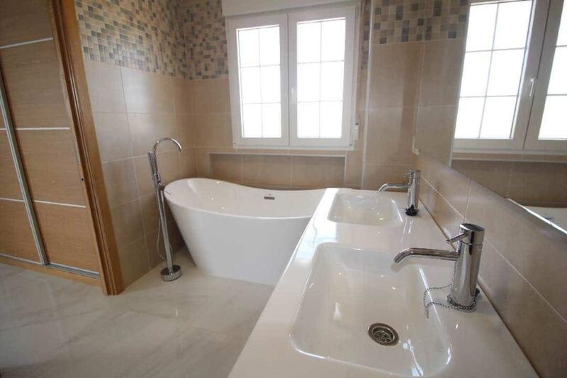 4 Cuarto Villa en venta