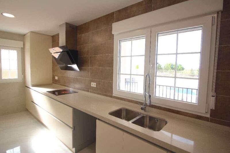 4 Cuarto Villa en venta