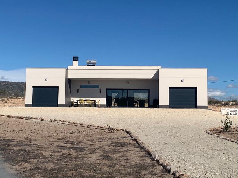 4 Cuarto Villa en venta