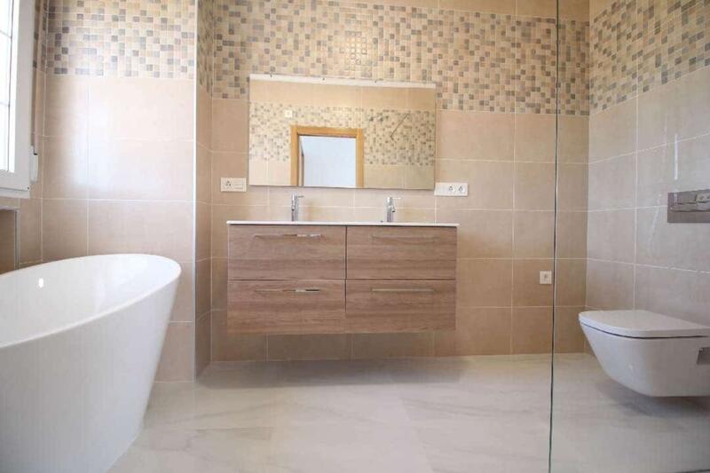 4 Cuarto Villa en venta