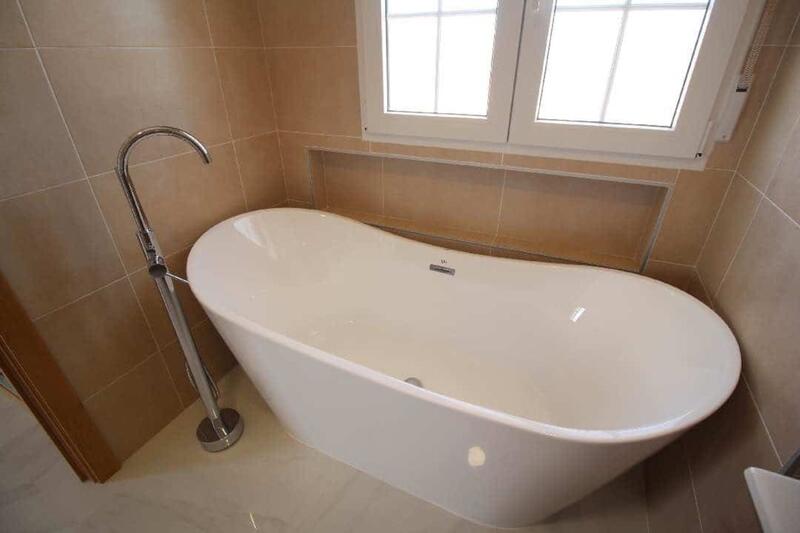 4 Cuarto Villa en venta