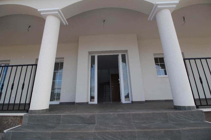 4 Cuarto Villa en venta