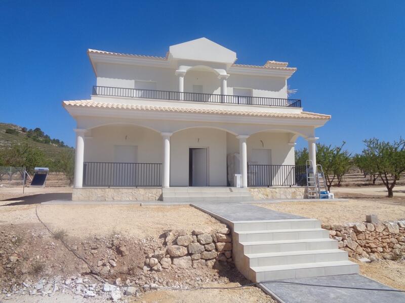 4 Cuarto Villa en venta