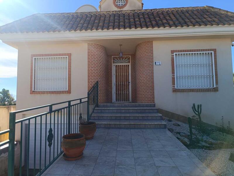 5 Cuarto Villa en venta