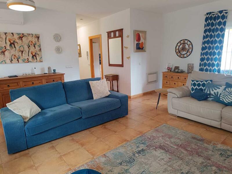 3 Cuarto Villa en venta