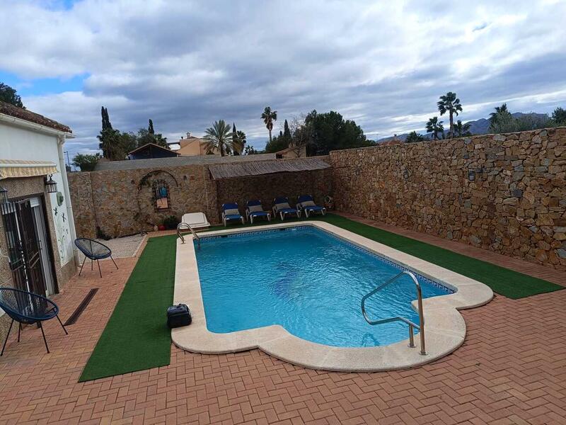 3 Cuarto Villa en venta