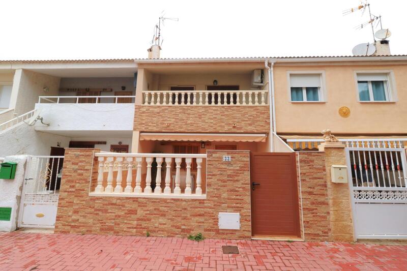 Townhouse for sale in Torrevieja, Alicante