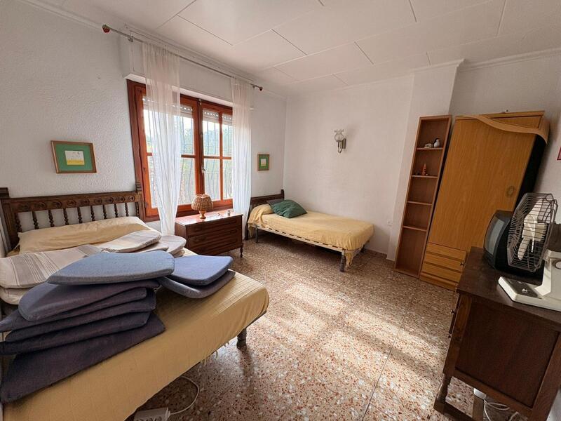 Villa for sale in Sax, Alicante