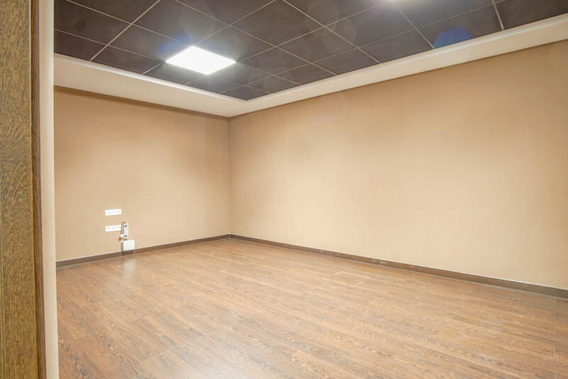 5 bedroom Villa for sale