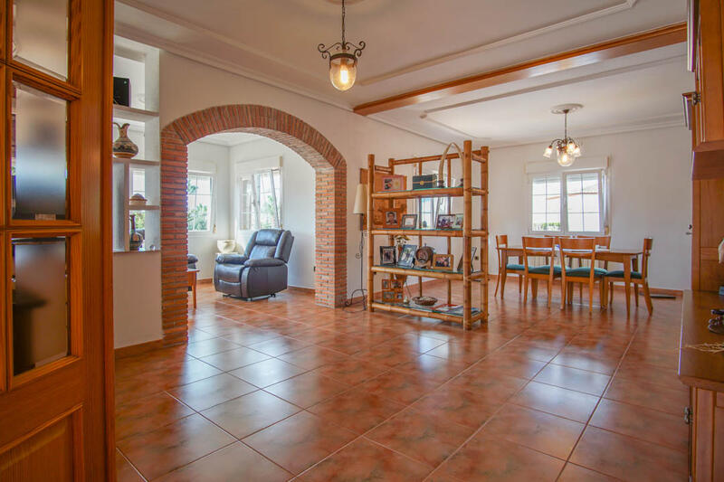 5 soveværelse Villa til salg 5 soveværelse Villa til salg