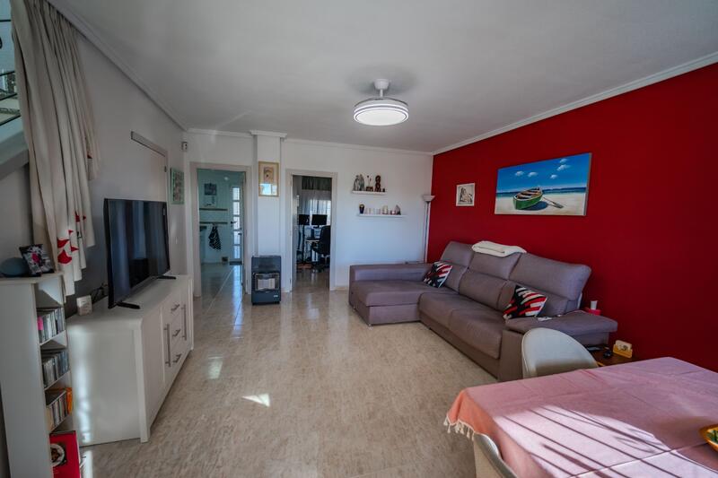 3 bedroom Townhouse for sale