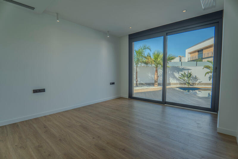 4 sovrum Villa till salu