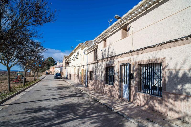 5 Cuarto Casa de Campo en venta
