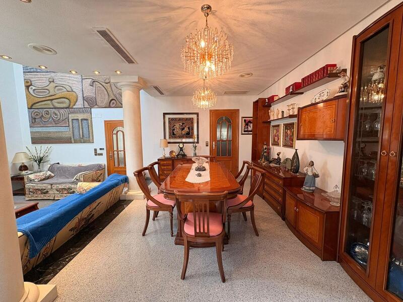 6 chambre Villa à vendre