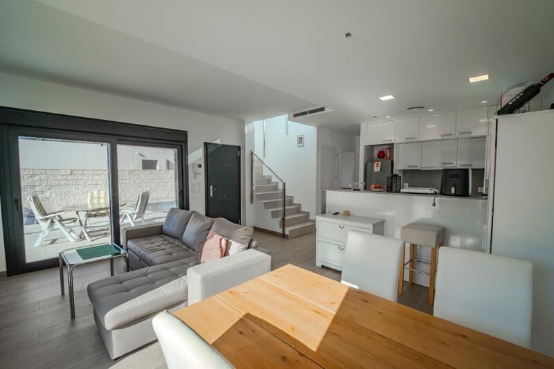 3 спальная комната вилла продается