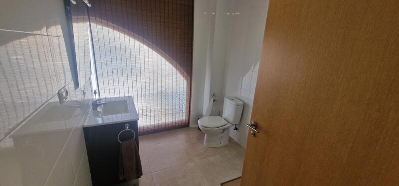 Kommersiella fastigheter till salu Kommersiella fastigheter till salu