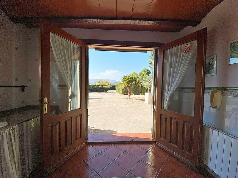 4 bedroom Country House for sale