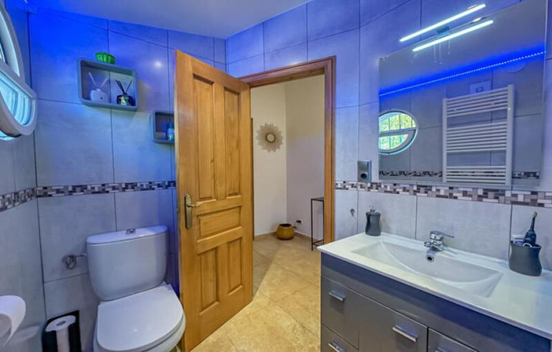 6 sovrum Villa till salu