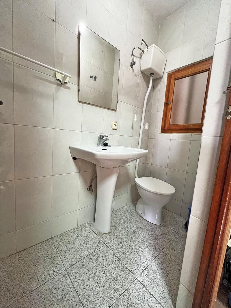 3 slaapkamer Gezinswoning Te koop