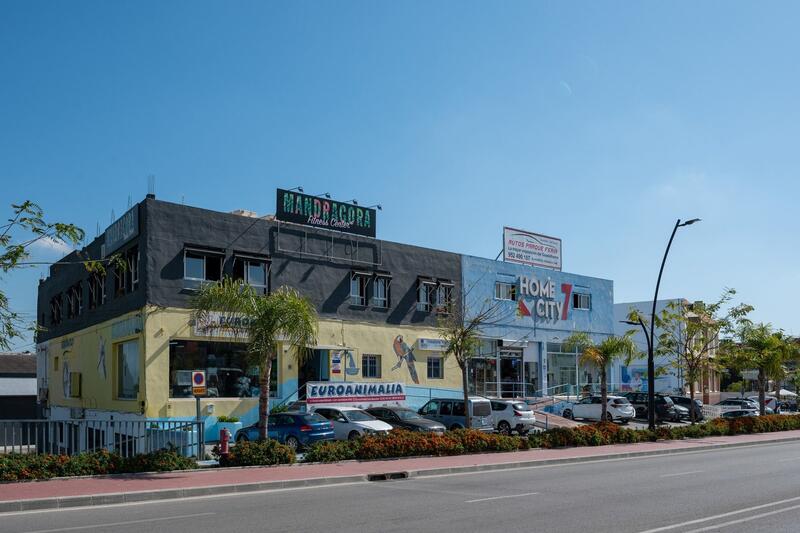 Kommersiella fastigheter till salu Kommersiella fastigheter till salu